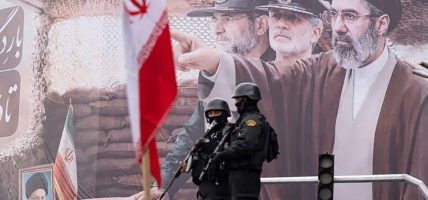 इरानको पूर्ण अधिकार सुरक्षित नभए सम्म होर्मुजबाट पटि नहट्ने : खमेनीका सल्लाहकार