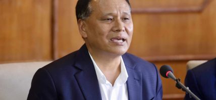 पेट्रोलियम पदार्थमा गरिएको मूल्य वृद्धि फिर्ता लिन अध्यक्ष घिसिङको माग