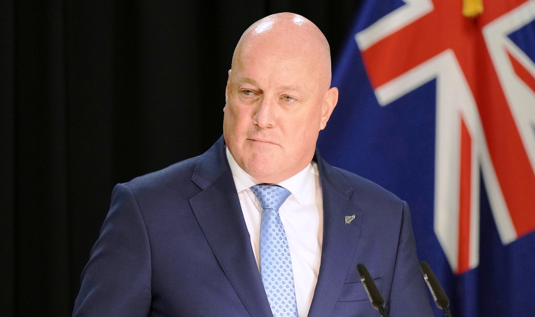 लक्सनलाई पार्टीको पुनः समर्थन