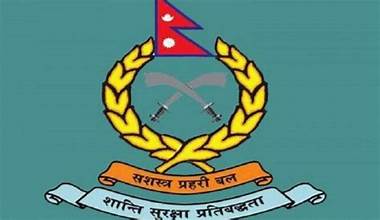 अवैध रूपमा भारतबाट नेपाल भित्र्याइएका इलेक्ट्रिक स्कुटर नियन्त्रणमा