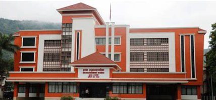 बुटवलका अतिक्रमित फुटपाथमा चल्यो डोजर