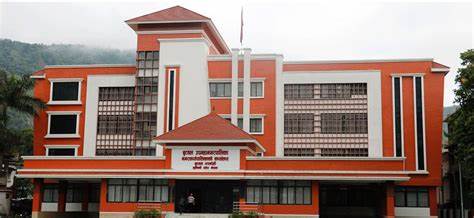 बुटवलका अतिक्रमित फुटपाथमा चल्यो डोजर