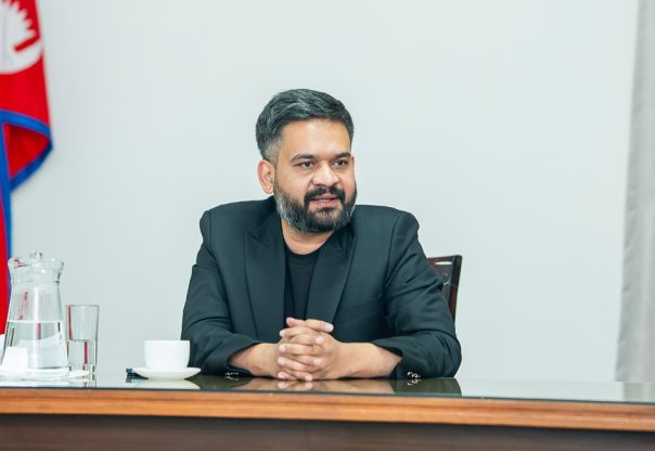 मातातीर्थ औँसीमा प्रधानमन्त्री शाहद्वारा आमाहरूप्रति सम्मान व्यक्त