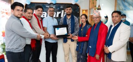 कजारियाले चितवनमा विस्तार गर्यो नयाँ शोरुम