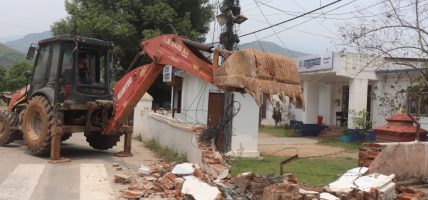 ‘गल्छी–रसुवागढी सडक’का अतिक्रमण हटाउन सुरु