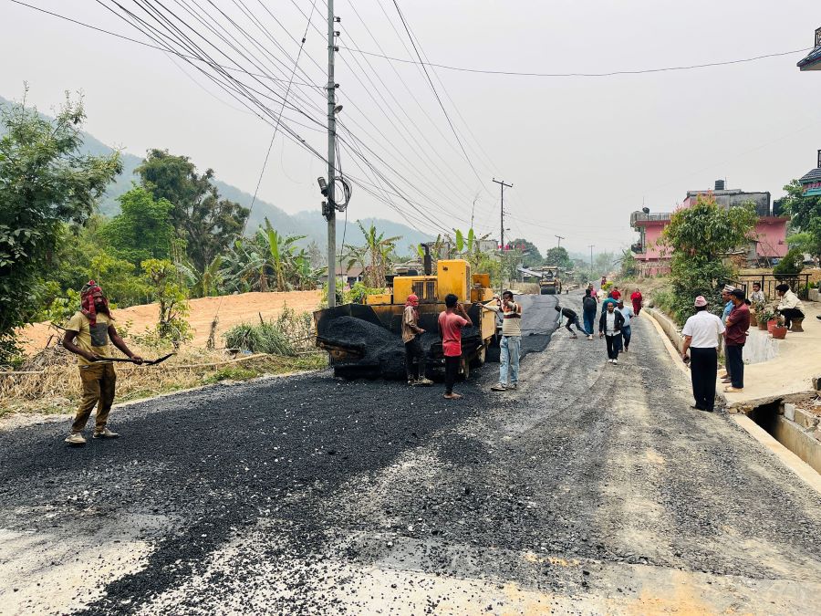 विश्व बैंकको सहयोगमा निर्माणाधीन सडकमा ४३ प्रतिशत प्रगति