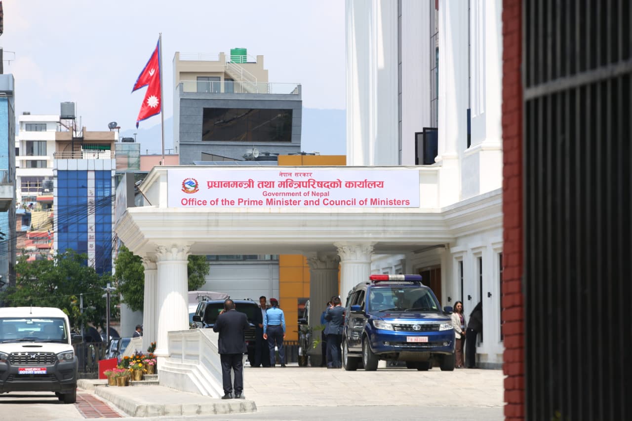 प्रधानमन्त्रीले बोलाए मन्त्रिपरिषद बैठक