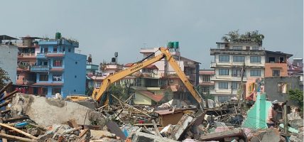 गैरीगाउँका भत्काउन बाँकी घर पुनः भत्काउन सुरु