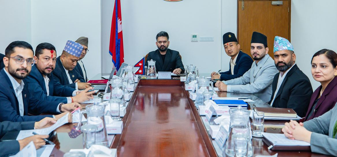 सिंहदरबारमा मन्त्रिपरिषद् बैठक जारी