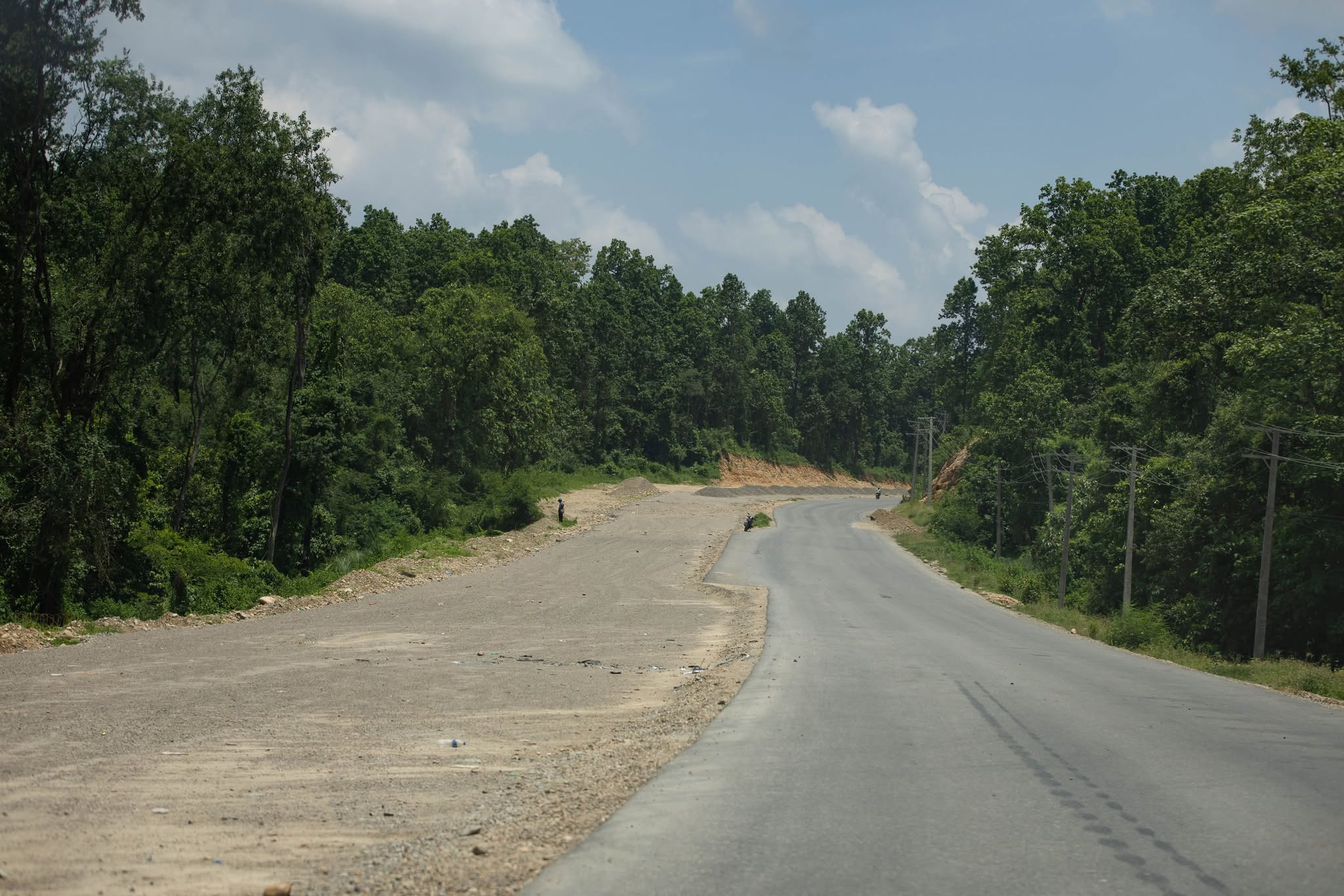 दाउन्नेको पूर्वी खण्डमा एकतर्फी ढलानको काम अन्तिम चरणमा