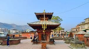 दुई सय वर्ष पुरानो गगनेश्वर मन्दिर पुनर्निर्माण गर्दै कामपा