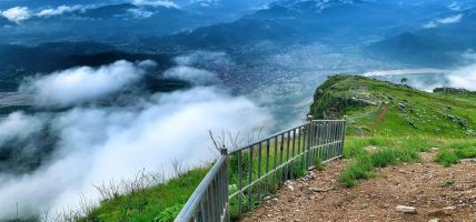 मानहुँकोटमा पर्यटकको चहलपहल बढ्यो