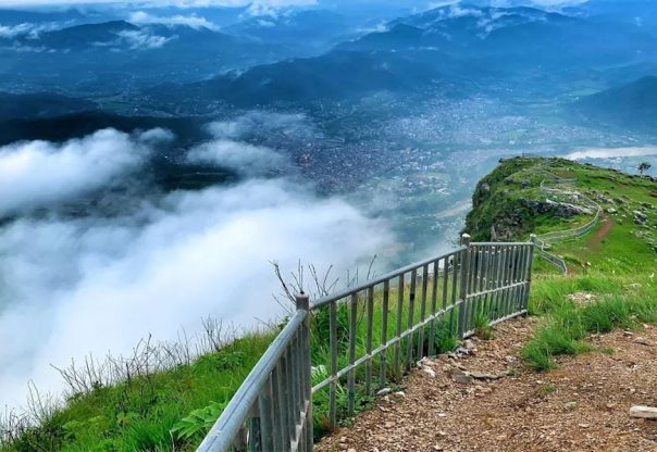 मानहुँकोटमा पर्यटकको चहलपहल बढ्यो