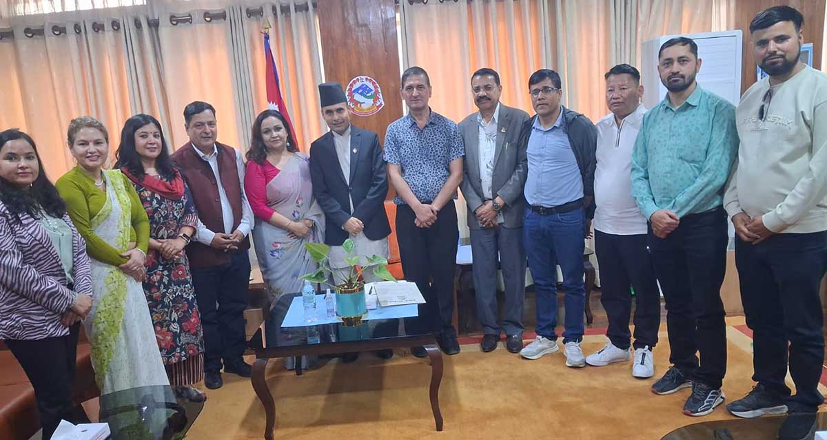 सञ्चारमन्त्री डा तिमिल्सिना र पत्रकार महासङ्घबीच छलफल