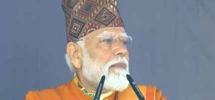 ढाकाटोपीमा सजिएका मोदीले भने : सिक्किम भारतको ‘अष्टलक्ष्मी’ हो