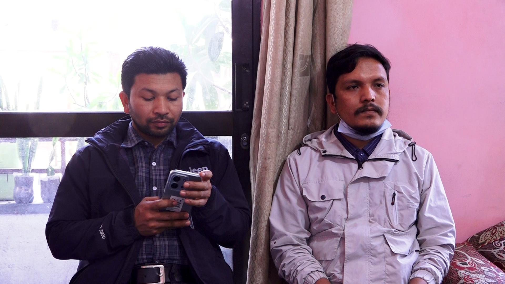 जेनजीहरुले भने : २४ घण्टाभित्र गृहमन्त्रीले राजीनामा नदिए संघर्षमा उत्रिन्छौं (भिडियो सहित)