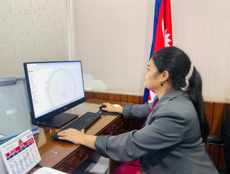 मालपोत कार्यालय सेवा प्रवाहको डिजिटल अनुगमन सुरु, मन्त्री रावलद्वारा प्रत्यक्ष निरीक्षण प्रणाली लागू