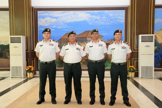 प्रधान सेनापतिद्वारा उपरथी दज्र्यानी चिन्ह प्रदान