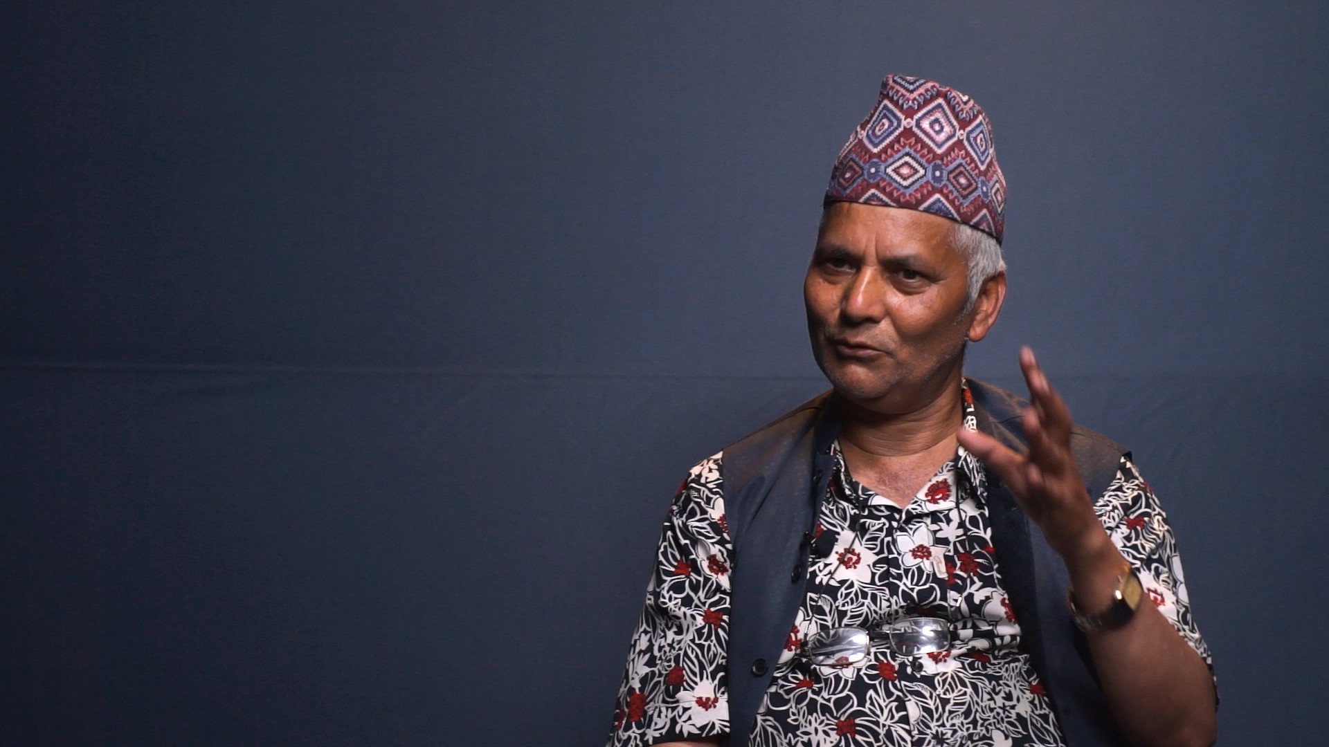 राजनीति दलको सिफारिसमा भएका नियुक्तिले वास्तविक साहित्यिक प्रतिभा उपेक्षित : कवि न्यौपाने