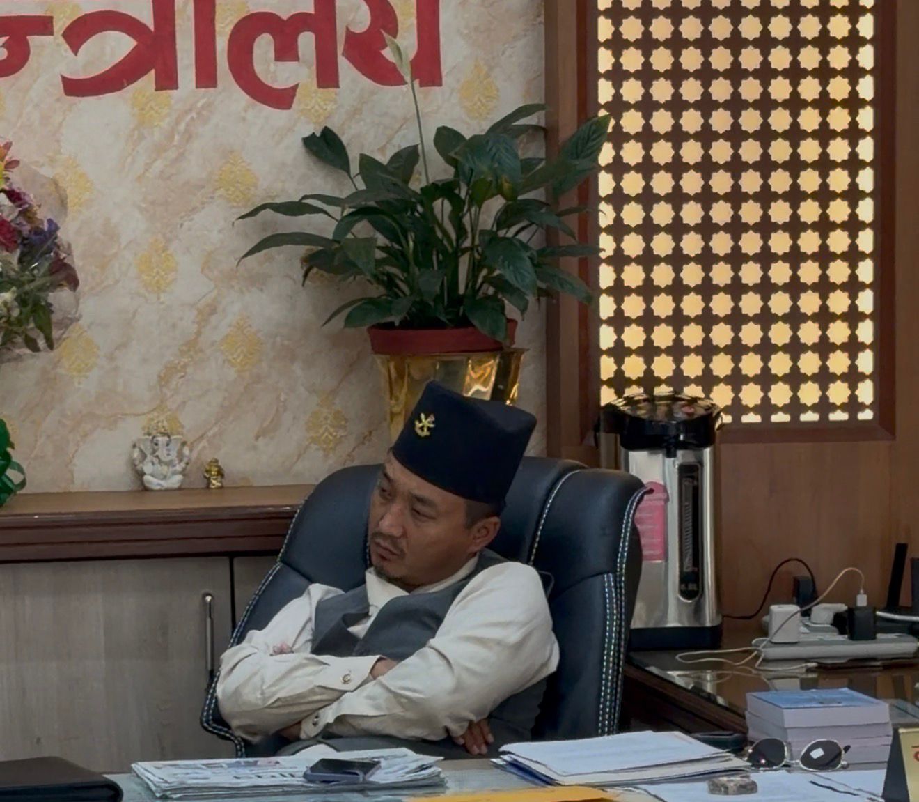 गृहमन्त्रीले सुने कार्यालयमै सर्वसाधारणका गुनासा, गम्भीरतापूर्वक आवश्यक पहल गर्ने प्रतिबद्धता