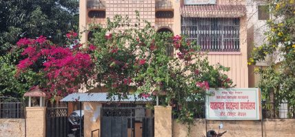 गौर यातायात कार्यलयबाट एक जना बिचौलिया पक्राउ