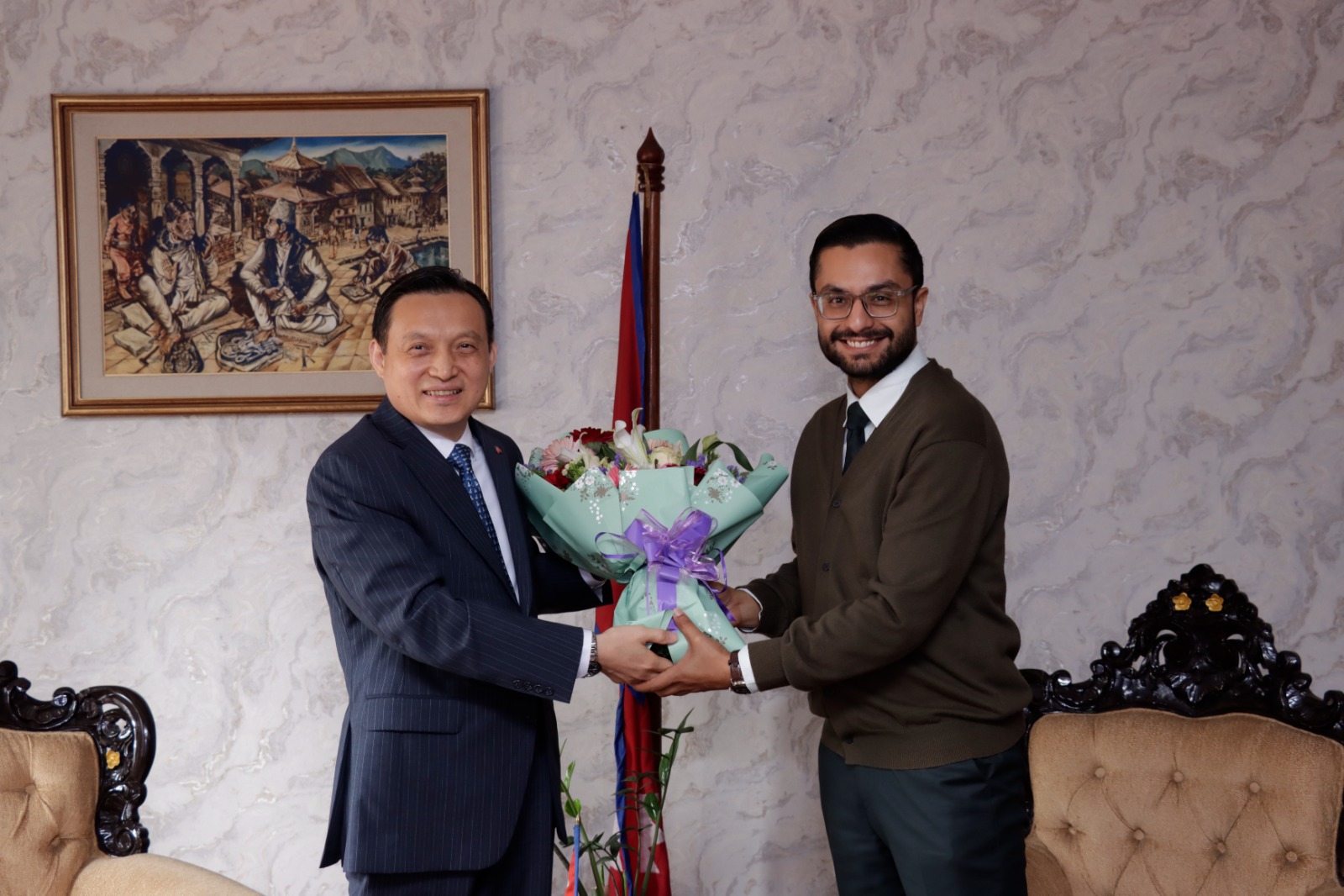 शिक्षामन्त्री पोखरेलसँग चिनियाँ राजदूतको शिष्टाचार भेटवार्ता