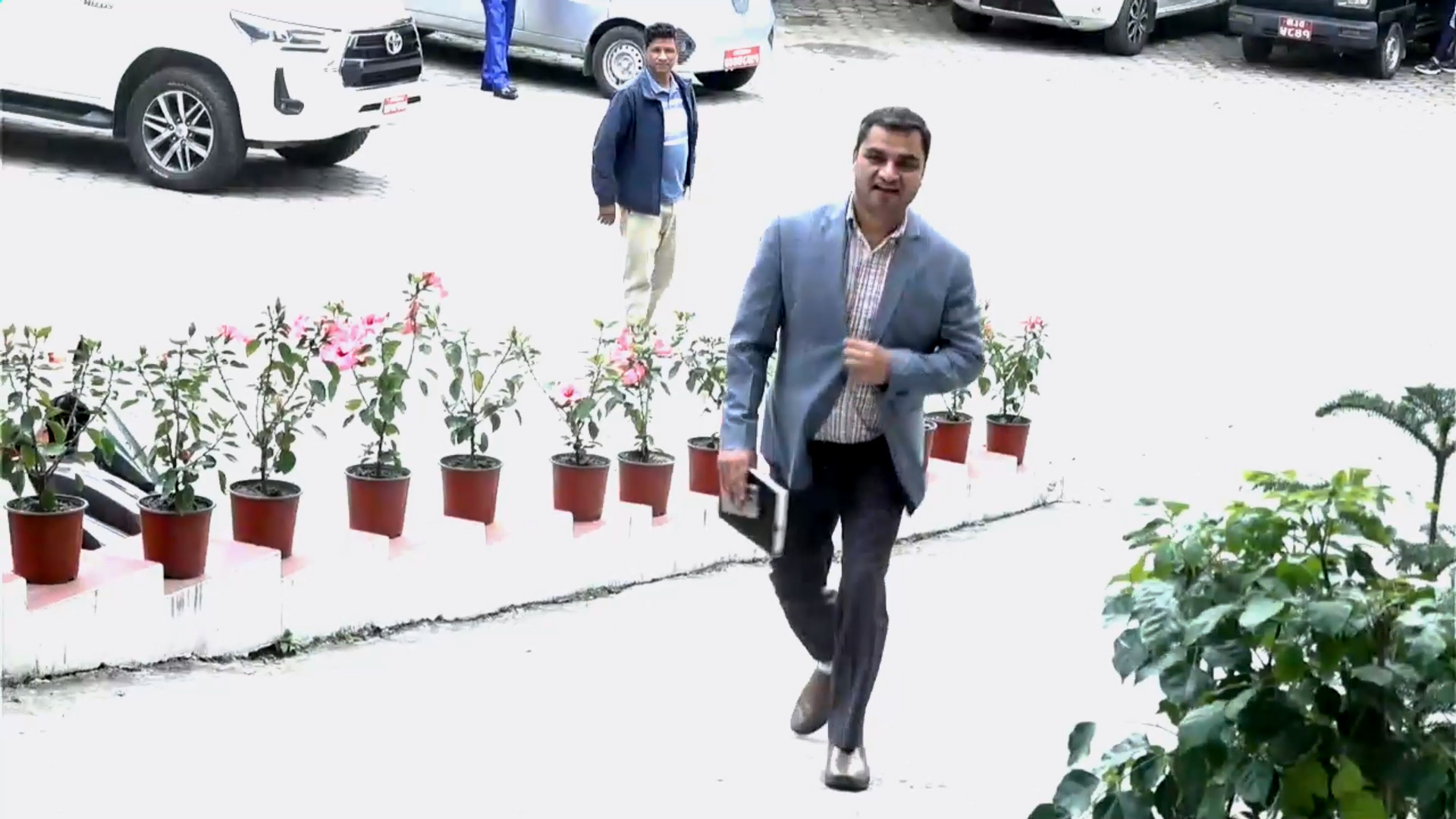 सरकारले सुकुम्बासी हटाउने काम हतारमा गर्यो : प्रदीप पौडेल (भिडियो सहित)