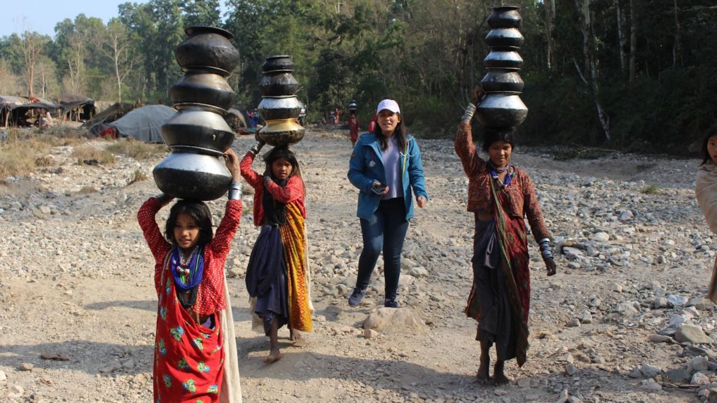 बदलिँदै राउटे, लोपोन्मुख संस्कृति