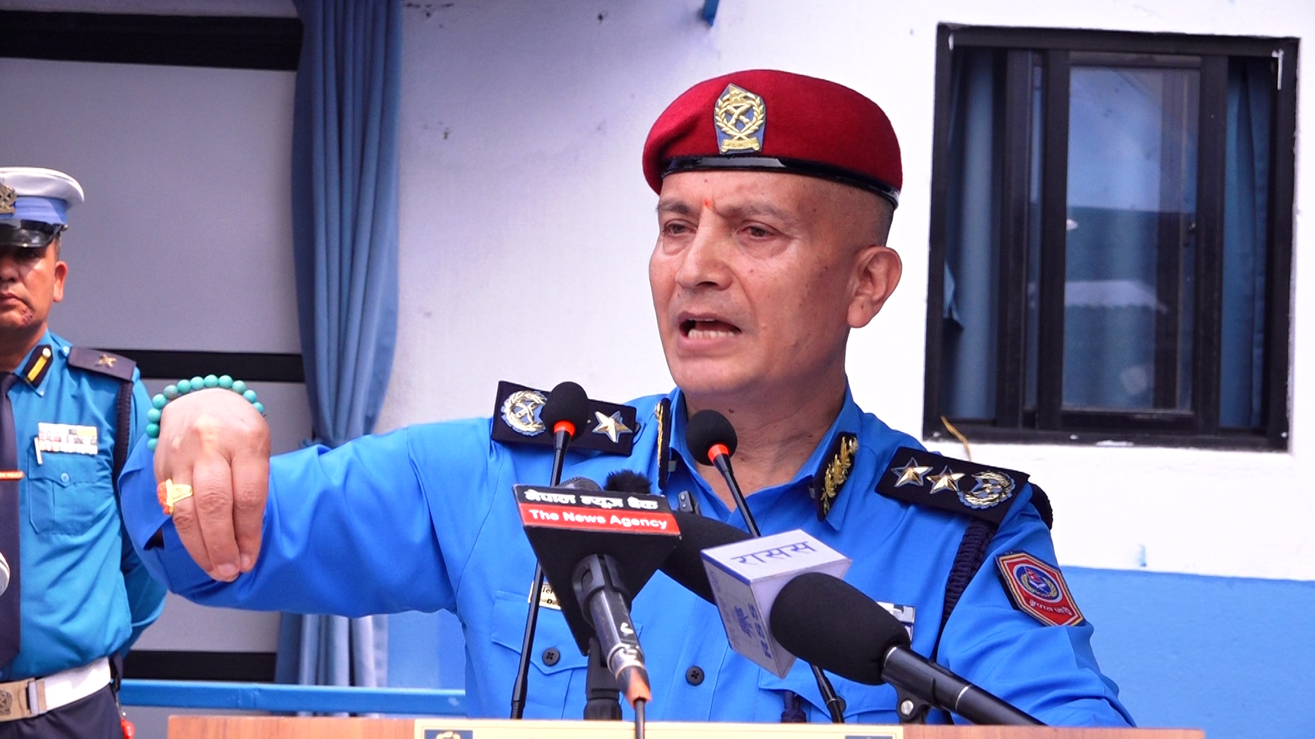 भवन उद्घाटन गर्दै महानिरीक्षक कार्कीले भने : सुरक्षाका बृहत्तर क्षेत्रमा काम गर्न प्रहरी सक्षम छ(भिडियो सहित)