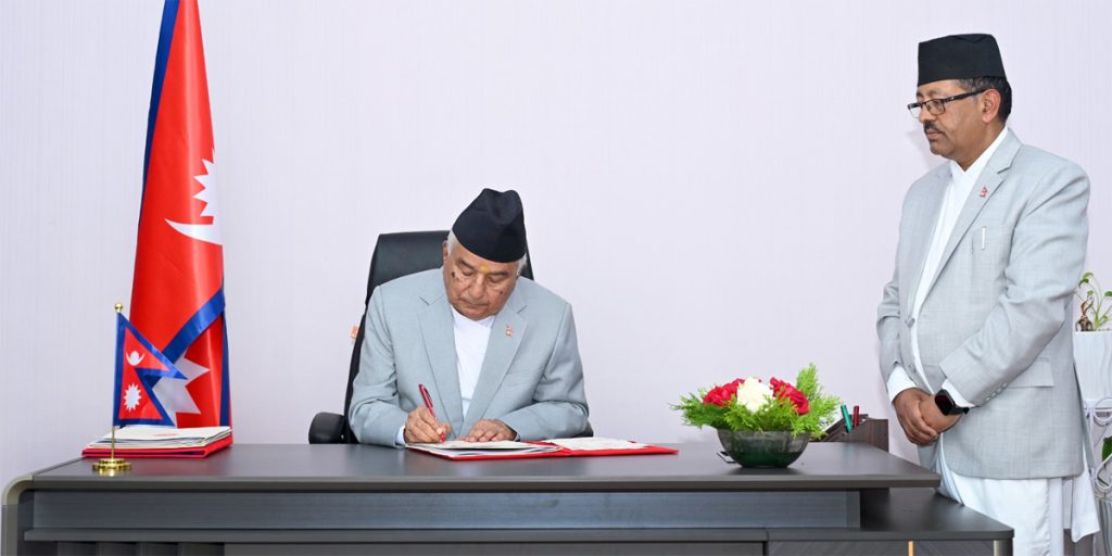 राष्ट्रपति पौडेलद्वारा बङ्गलादेशका राष्ट्रपतिलाई बधाई