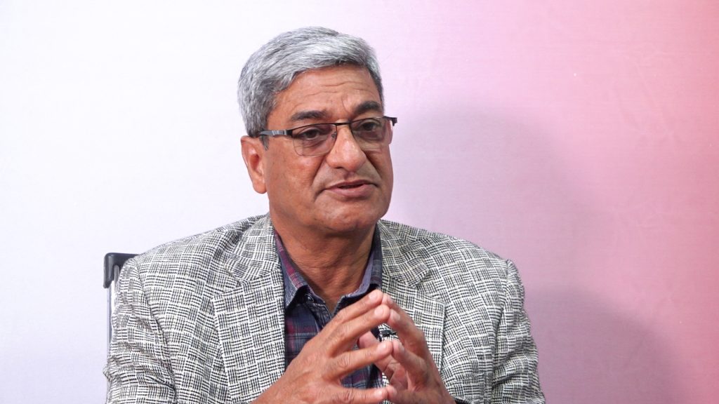 सर्वोच्चको निर्णय पर्खिनु पर्छः नेता लेखक