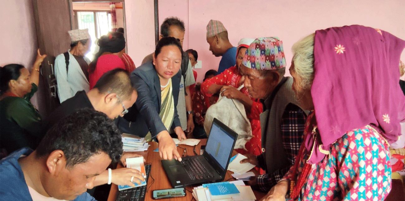 घरदैलोमै सामाजिक सुरक्षा भत्ता, बैंक धाउनुपर्ने बाध्यता हट्यो