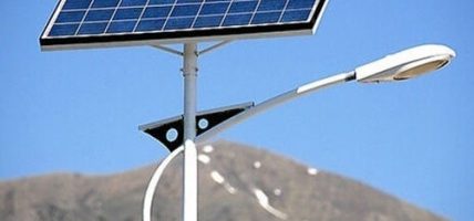 वन्यजन्तु प्रभावित क्षेत्रमा सेन्सरयुक्त सौर्यबत्ती जडान