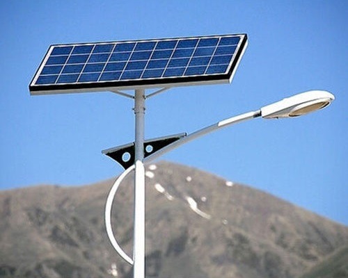 वन्यजन्तु प्रभावित क्षेत्रमा सेन्सरयुक्त सौर्यबत्ती जडान