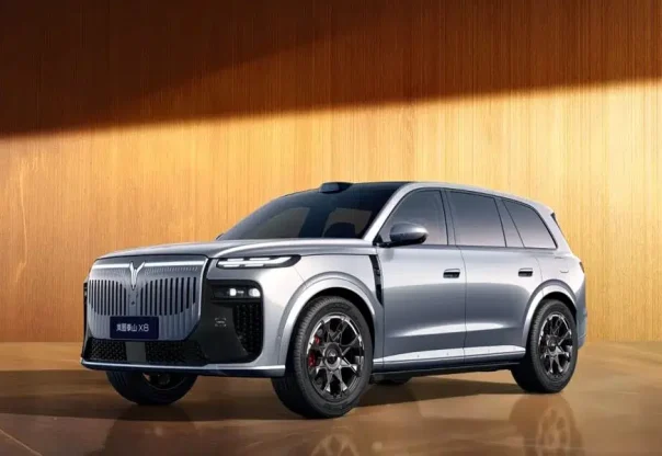 डोङफेङको भोयाद्वारा नयाँ हुवावे हार्मोनीओएस, 800V PHEV र EV संस्करणसहितको ताइशान X8 SUV सार्वजनिक