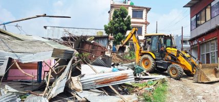 तारकेश्वरको थापागाउँमा सार्वजनिक जग्गाको संरक्षण गरिदैँ