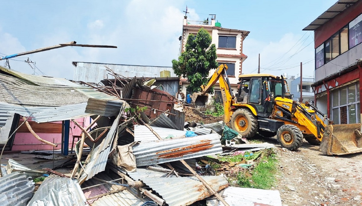 तारकेश्वरको थापागाउँमा सार्वजनिक जग्गाको संरक्षण गरिदैँ