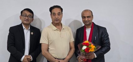 टेकपाइलाको एसोसिएट डाइरेक्टरमा अधिकारी नियुक्त