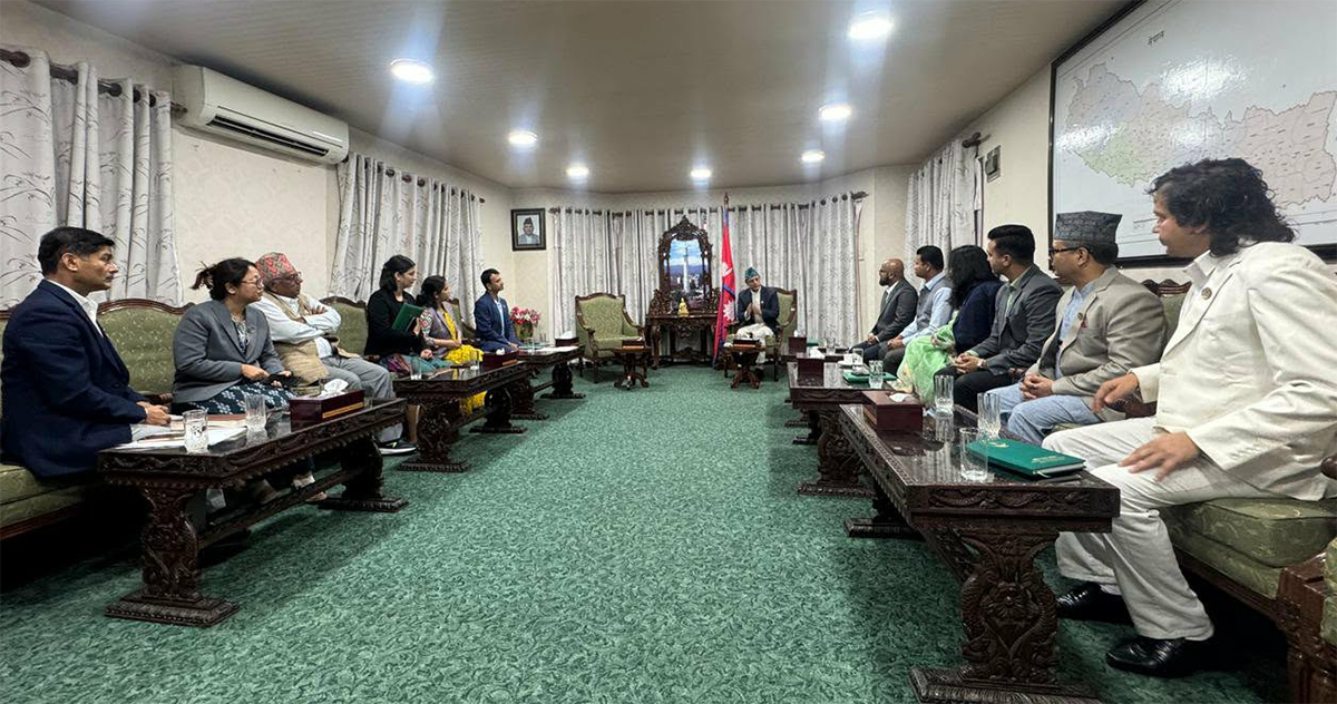 संसदीय समितिका सभापति र सभामुखबीच भेट