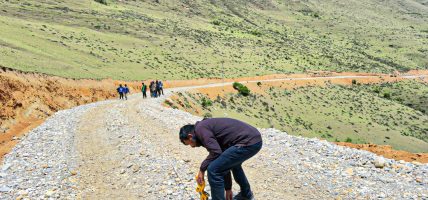 ढोरपाटन–निसेलढोर सडक स्तरोन्नति