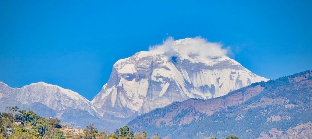 सगरमाथालगायत हिमाल आरोहणका क्रममा सात जनाको मृत्यु, तिवारीको शव ल्याउन कठिन