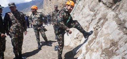 मुस्ताङमा नेपाली सेनाको ‘हाइअल्टिच्युड सर्च एन्ड रेस्क्यु’ अभ्यास