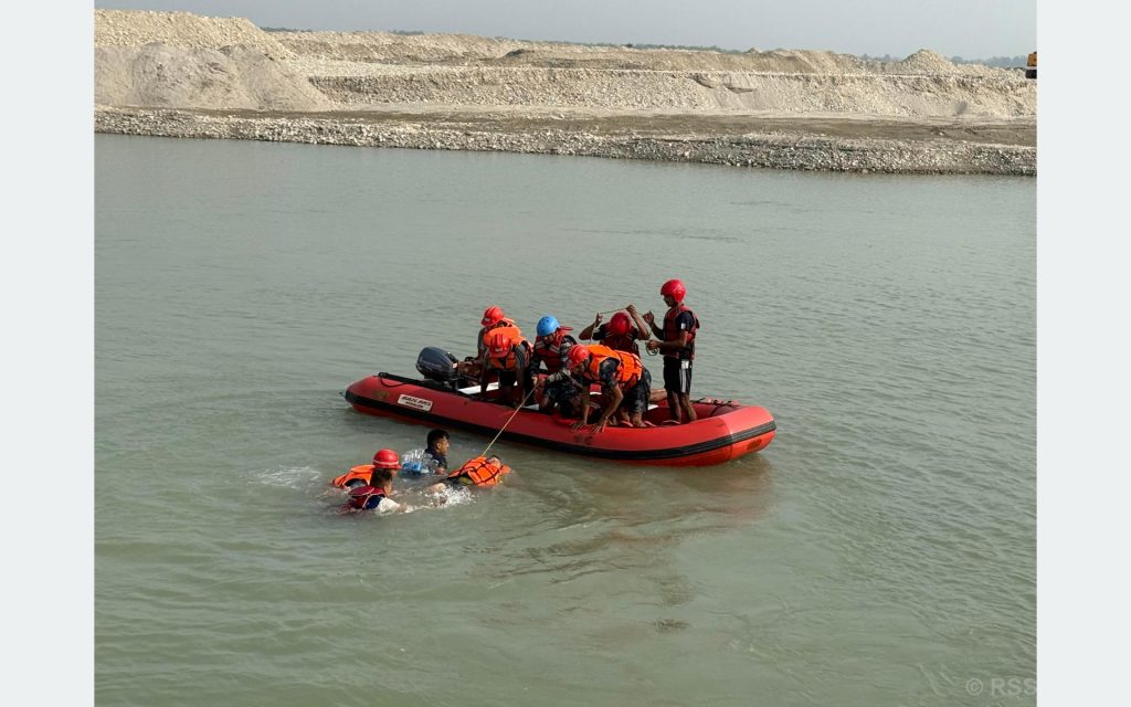 महाकाली नदीमा सेनाको विपद् अभ्यास