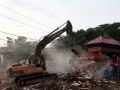तिलगङ्गा पशुपति क्षेत्रका अतिक्रमित घर भत्काइँदै