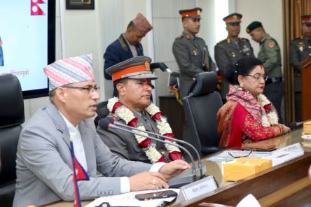प्रहरीको सरुवा बढुवालाई निष्पक्ष र अनुमानयोग्य बनाउन गृहसचिव श्रेष्ठको निर्देशन