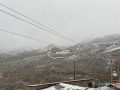 बर्खा लाग्यो, तर हिउँ पर्न छाडेन