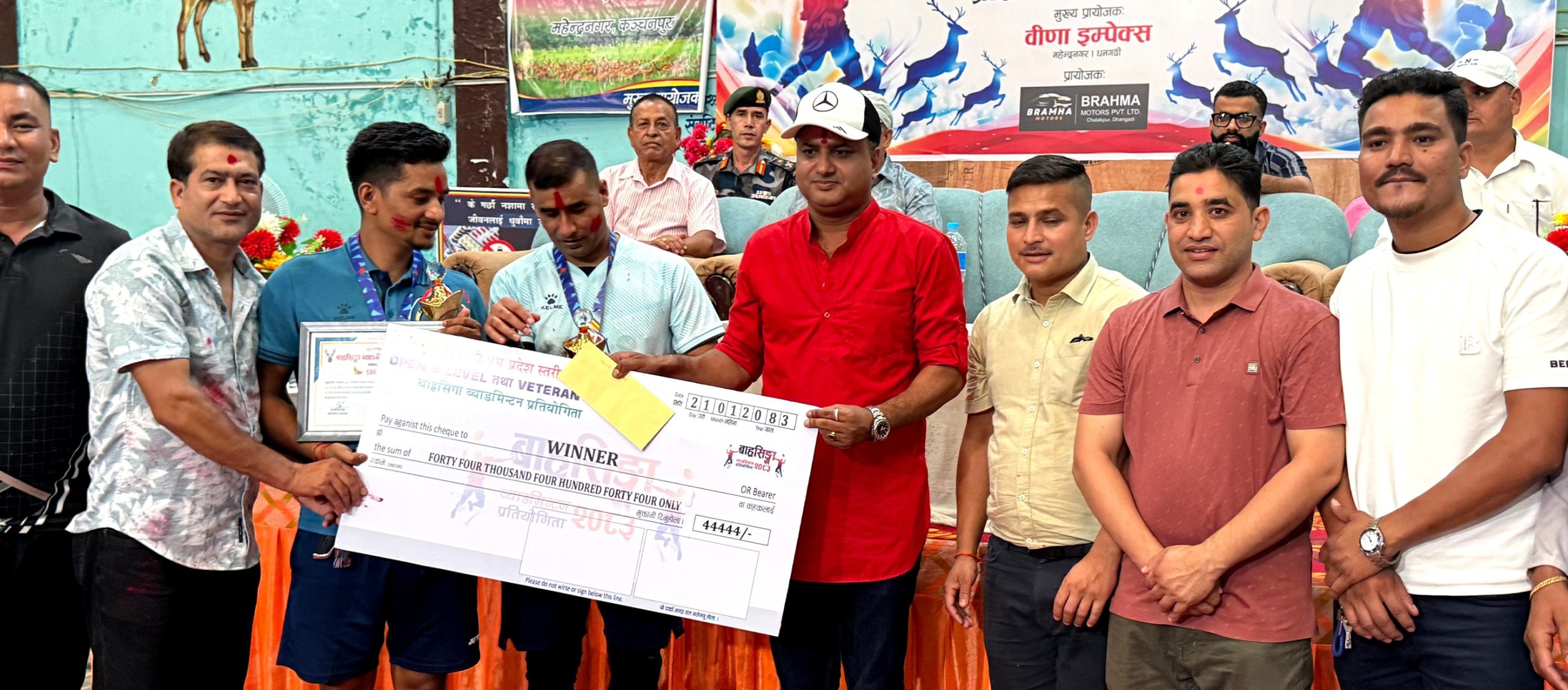 बाह्रसिङ्गा ब्याडमिन्टन प्रतियोगिताको उपाधि राम र राजेन्द्रलाई