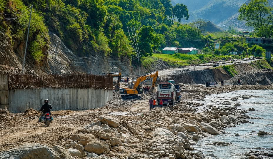 डाइभर्सन मर्मतपछि बिपी राजमार्ग एकतर्फी रूपमा सञ्चालन