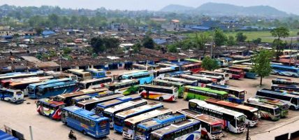 अतिक्रमण हटाएर बन्ला त पोखरा बसपार्क ?