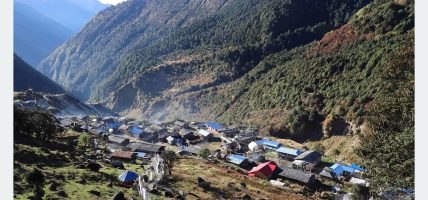 चीनसँगको छोटो व्यापारिक नाका ओलाङचुङ्गोला पुनःसञ्चालन